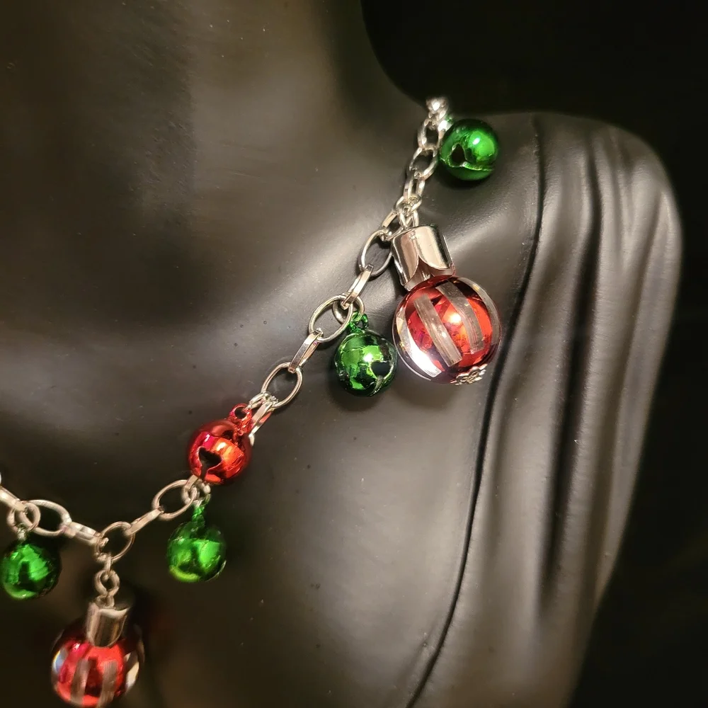 2/$20 X-Mas Jingle Ornament Necklace - Picture 3 of 4